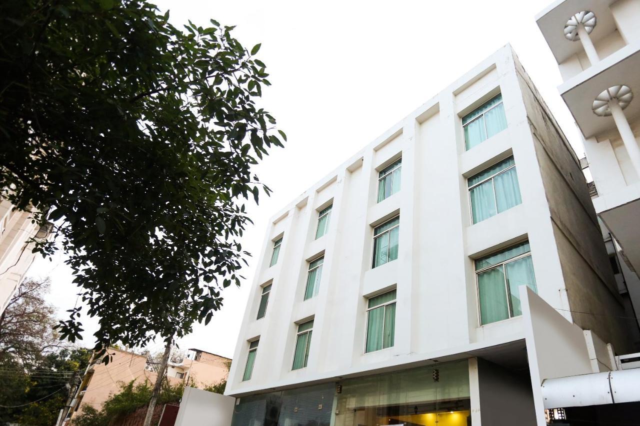Hotel Zion Inn Varanasi Esterno foto