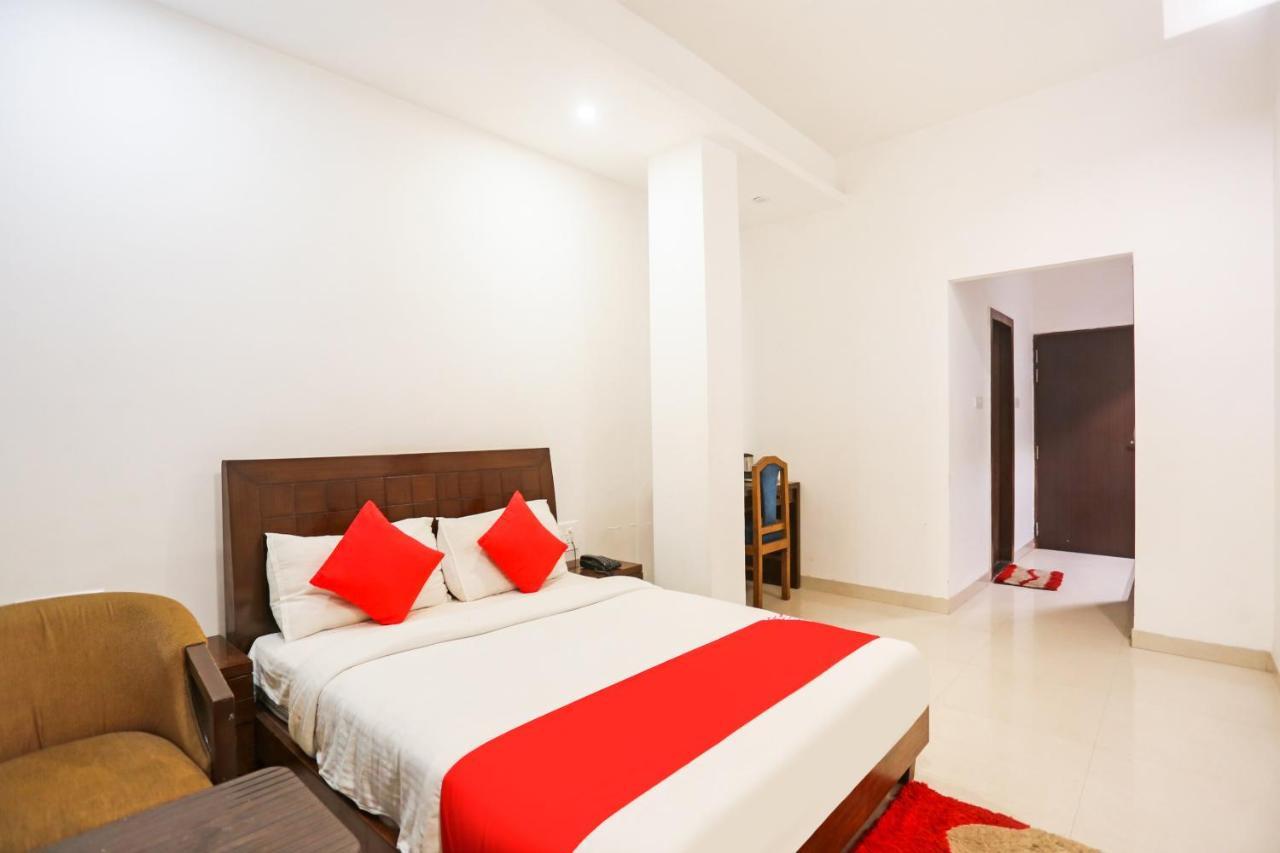 Hotel Zion Inn Varanasi Esterno foto