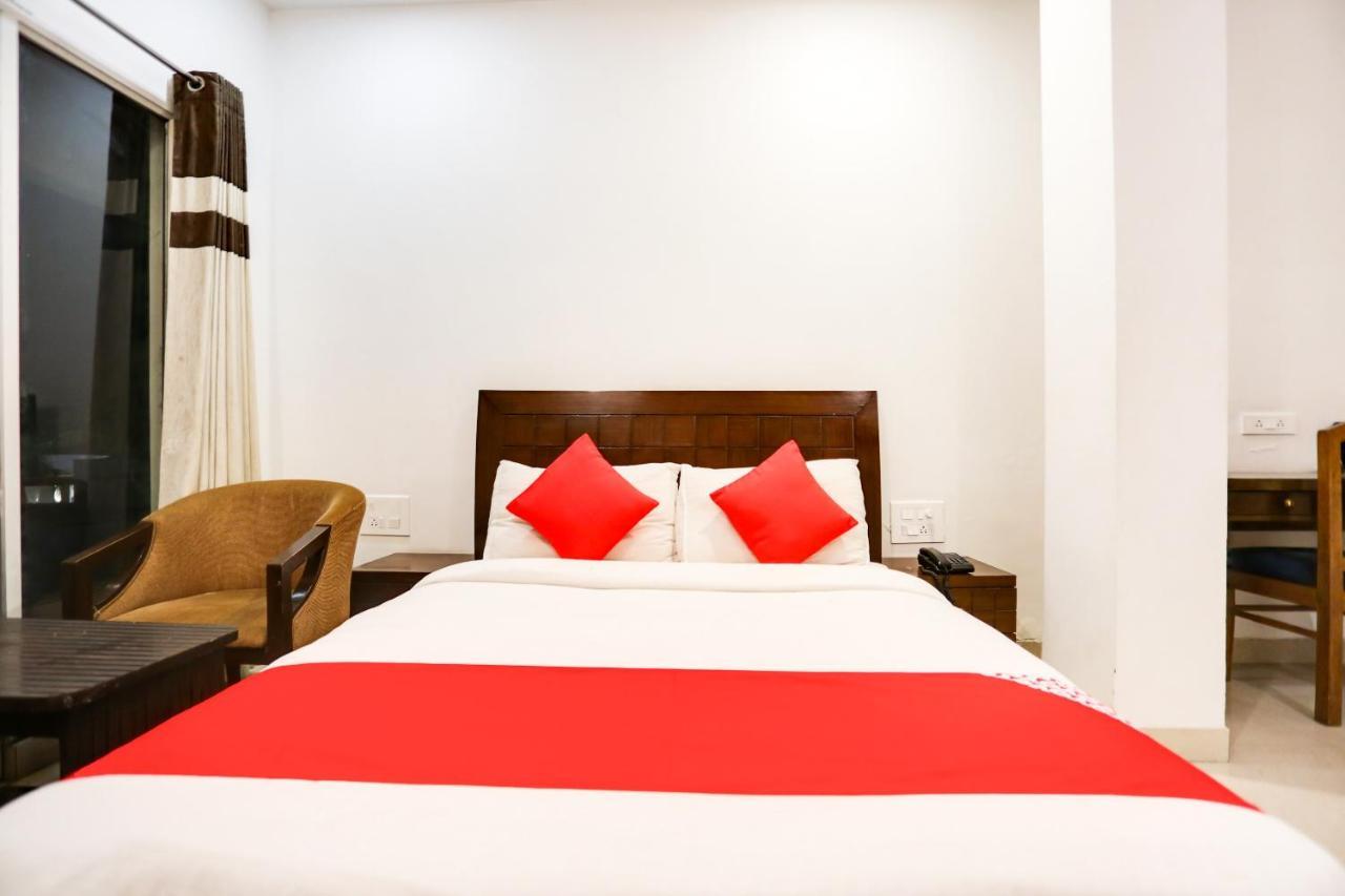 Hotel Zion Inn Varanasi Esterno foto