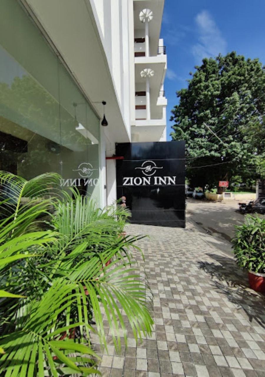 Hotel Zion Inn Varanasi Esterno foto