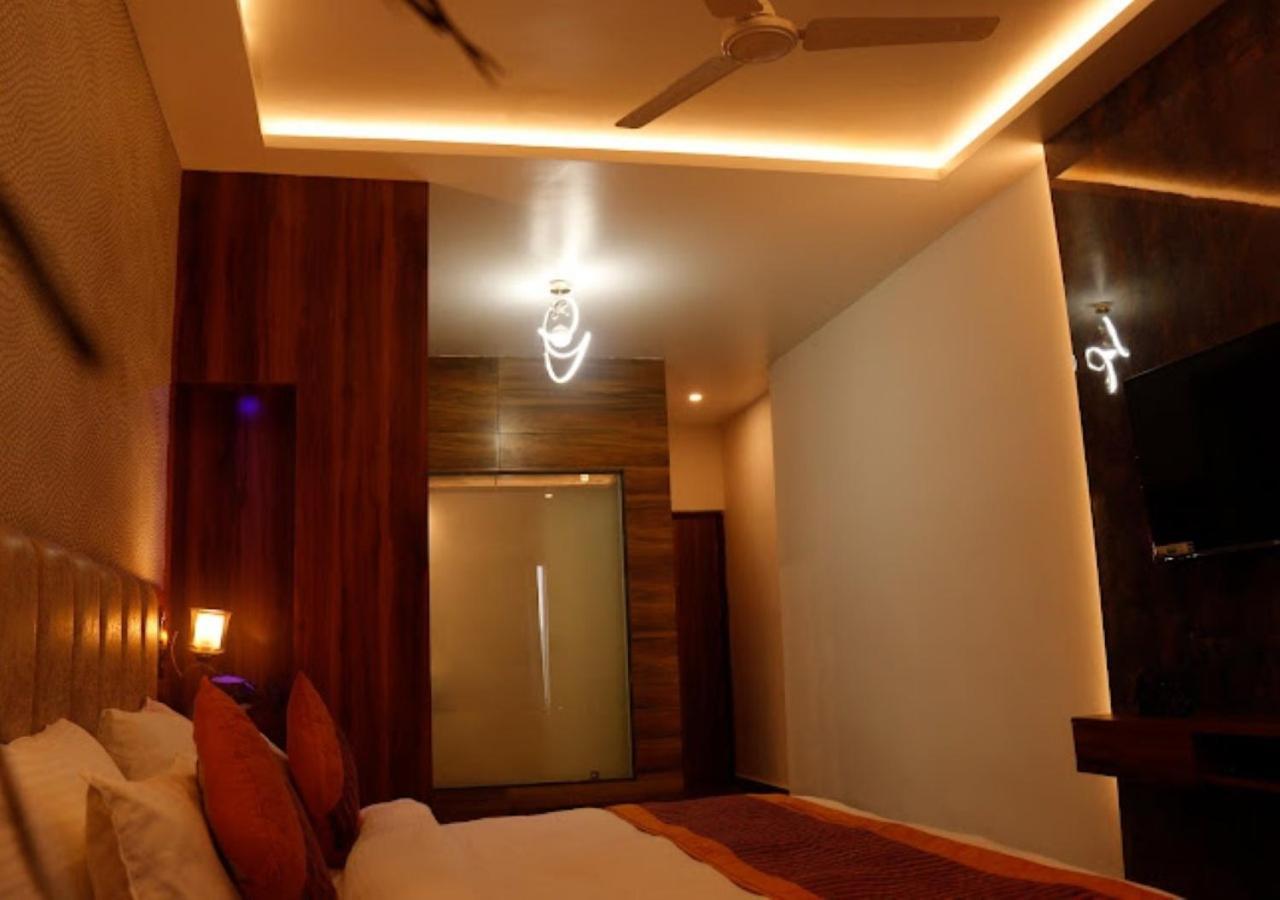Hotel Zion Inn Varanasi Esterno foto