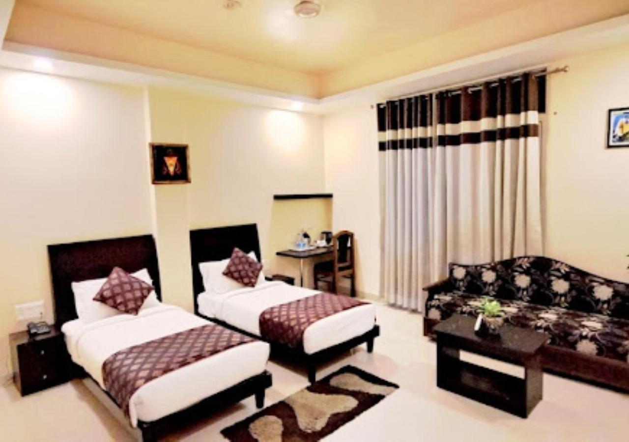 Hotel Zion Inn Varanasi Esterno foto