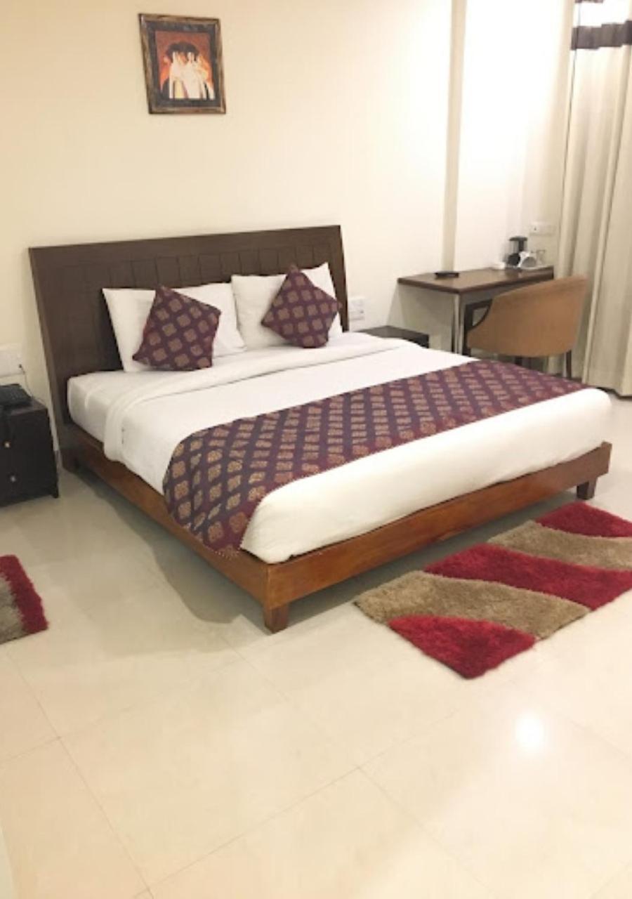 Hotel Zion Inn Varanasi Esterno foto
